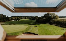 The Chase Golf & Country Club