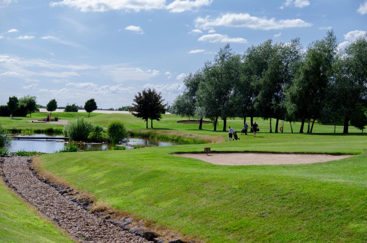 The Chase Golf & Country Club Hotel Penkridge Exterior photo